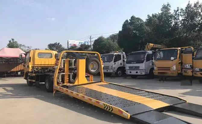 凌海汽车中途维修案例